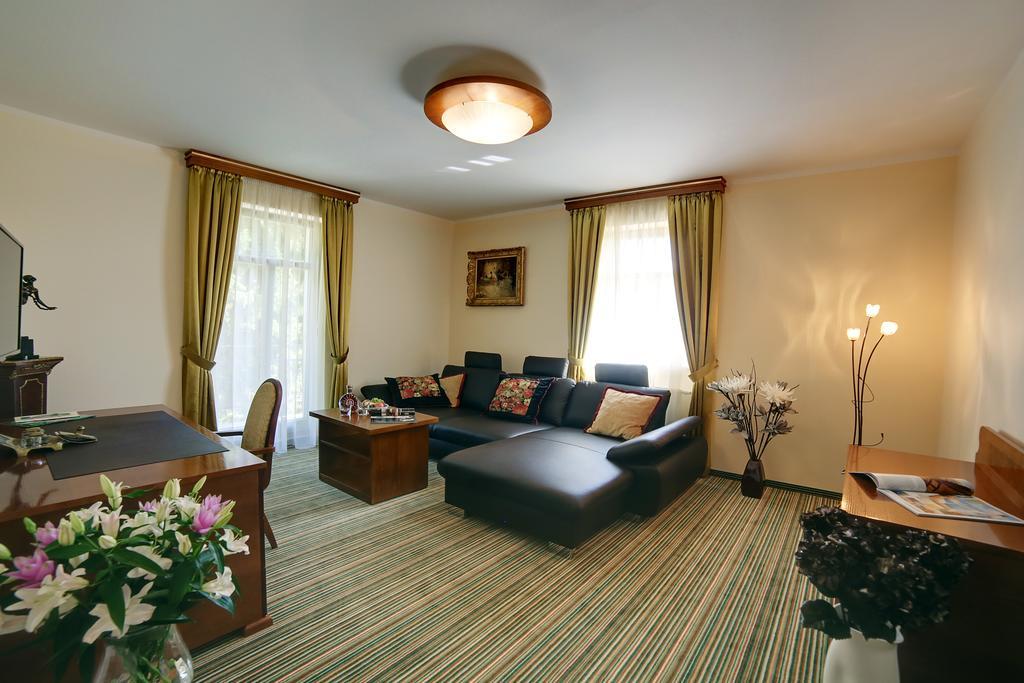 Parkhotel Forest Mariánské Lázně Kültér fotó